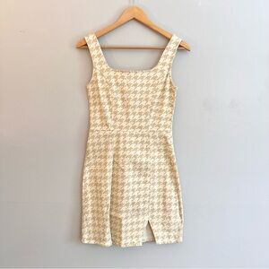 Missguided Cream Houndstooth Mini Dress